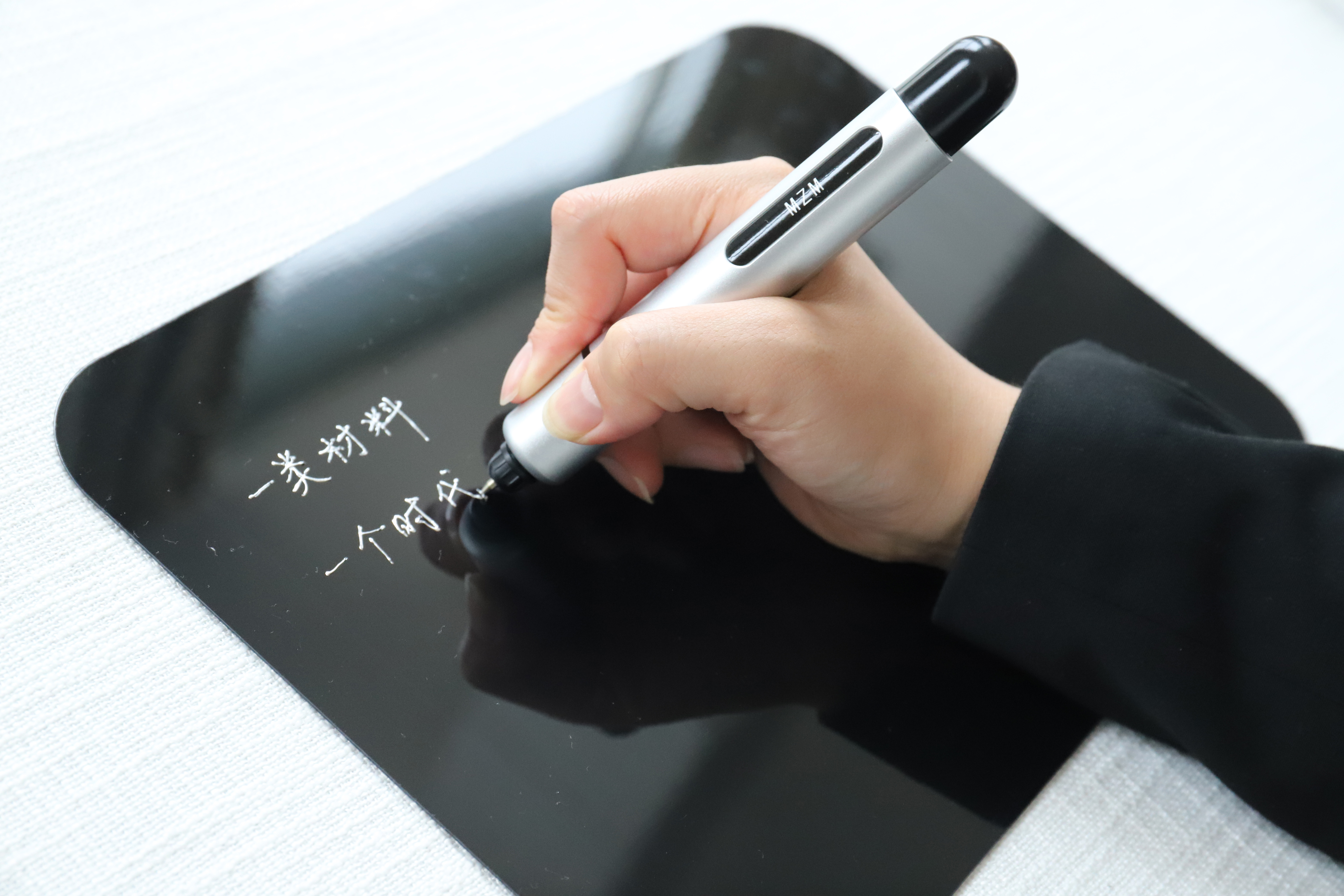 导电性最好的金属是金吗_导电金属性能好的原因_导电性能好的金属