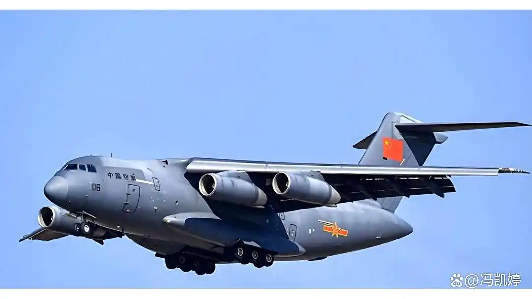 战略投送技术细节_运-20三车齐投_空投战车