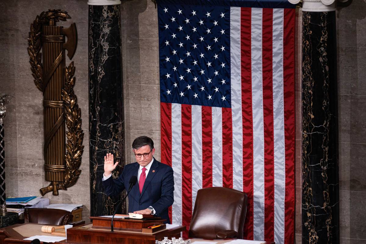 美国政府决策者面临_政府停摆 美国国会 纾困法案谈判