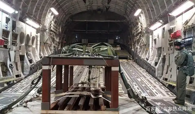 C-17运输机空投改进_美军JLTV空投技术_空投战车