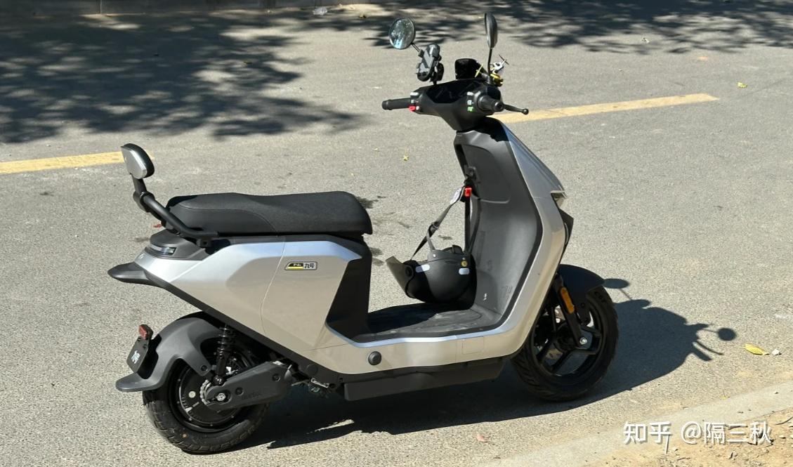新国标电动车推荐_电动自行车行业现状_九号电动车测评