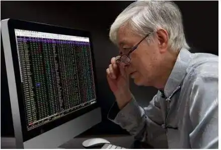 巴菲特谈股市算计_新股民入市投资基础知识_庄家操作定式解密