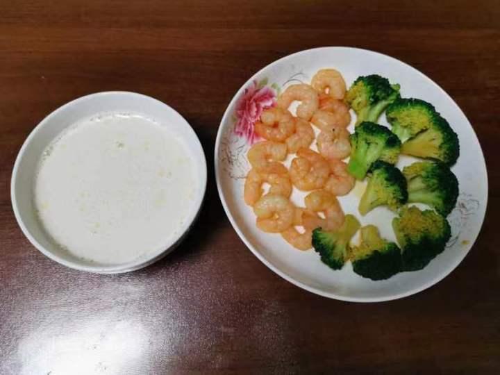 产后减肥食谱_抽脂减肥失败案例_手臂粗做抽脂会反弹吗