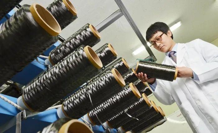 韩国碳纤维技术发展_韩国第二大钢铁企业_韩国碳纤维复合材料投资