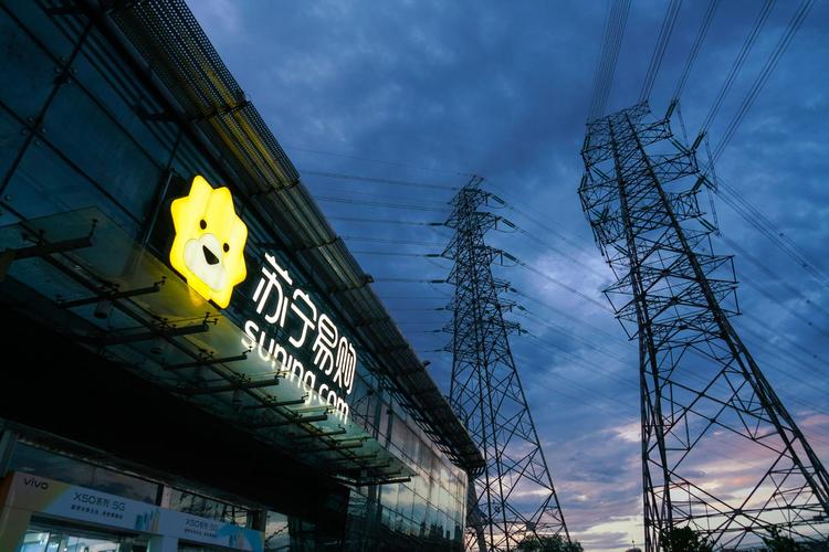 京东和苏宁之争_苏宁小店 扩张 线下零售