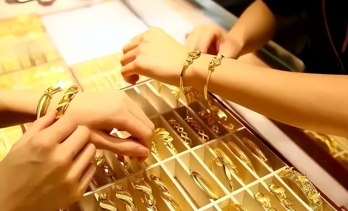 外汇市场波动影响_人民币汇率升值分析_央行提高利率分析