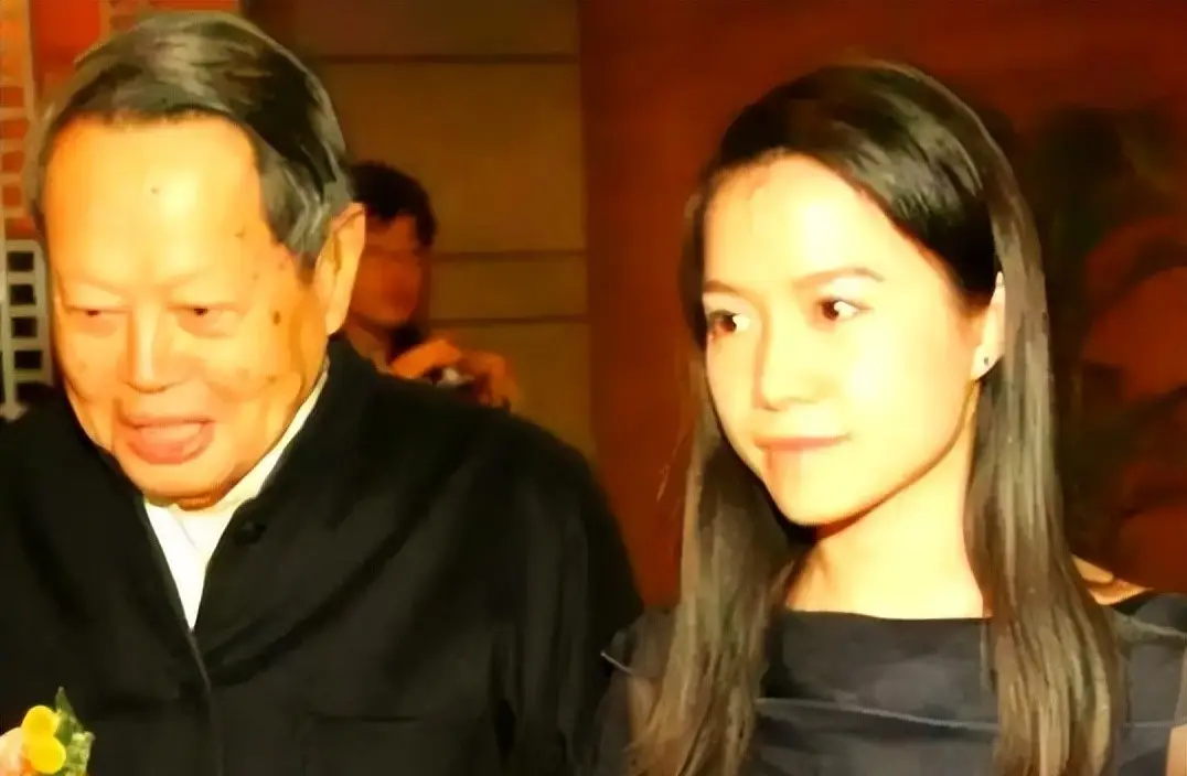 翁帆最新生活状态_翁帆川西旅行_翁帆对杨振宁不耐烦了