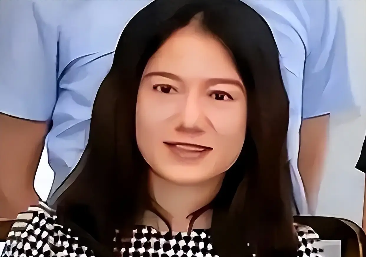 翁帆对杨振宁不耐烦了_翁帆最新生活状态_翁帆川西旅行